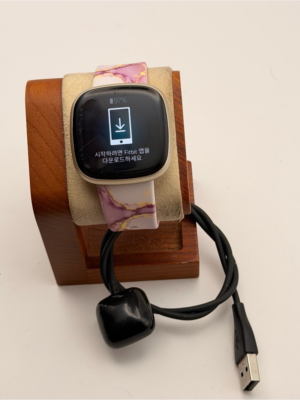 Fitbit Versa 3, Tested, Gold & Multicolor band, Charger Included, Smartwatch